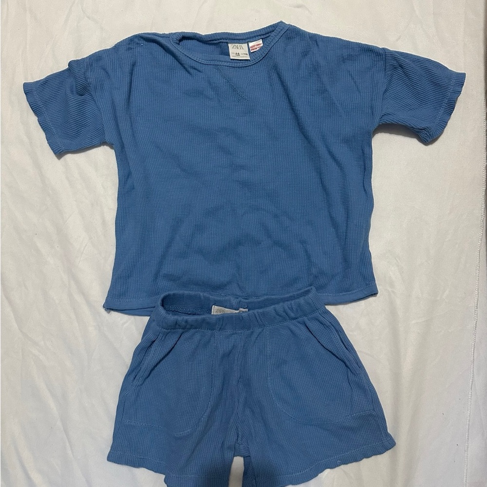 Zara kids Blue Relaxed Fit Short Sleeve set(4-5years)